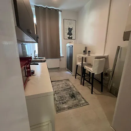 Luxury ,2 Room, Elite Location, 2 Lcd Tv Apartamento Hanôver